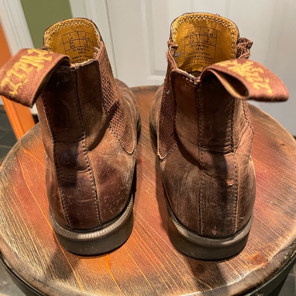 Doc Martens men’s brown boots. Size 8M - Picture 6 of 6